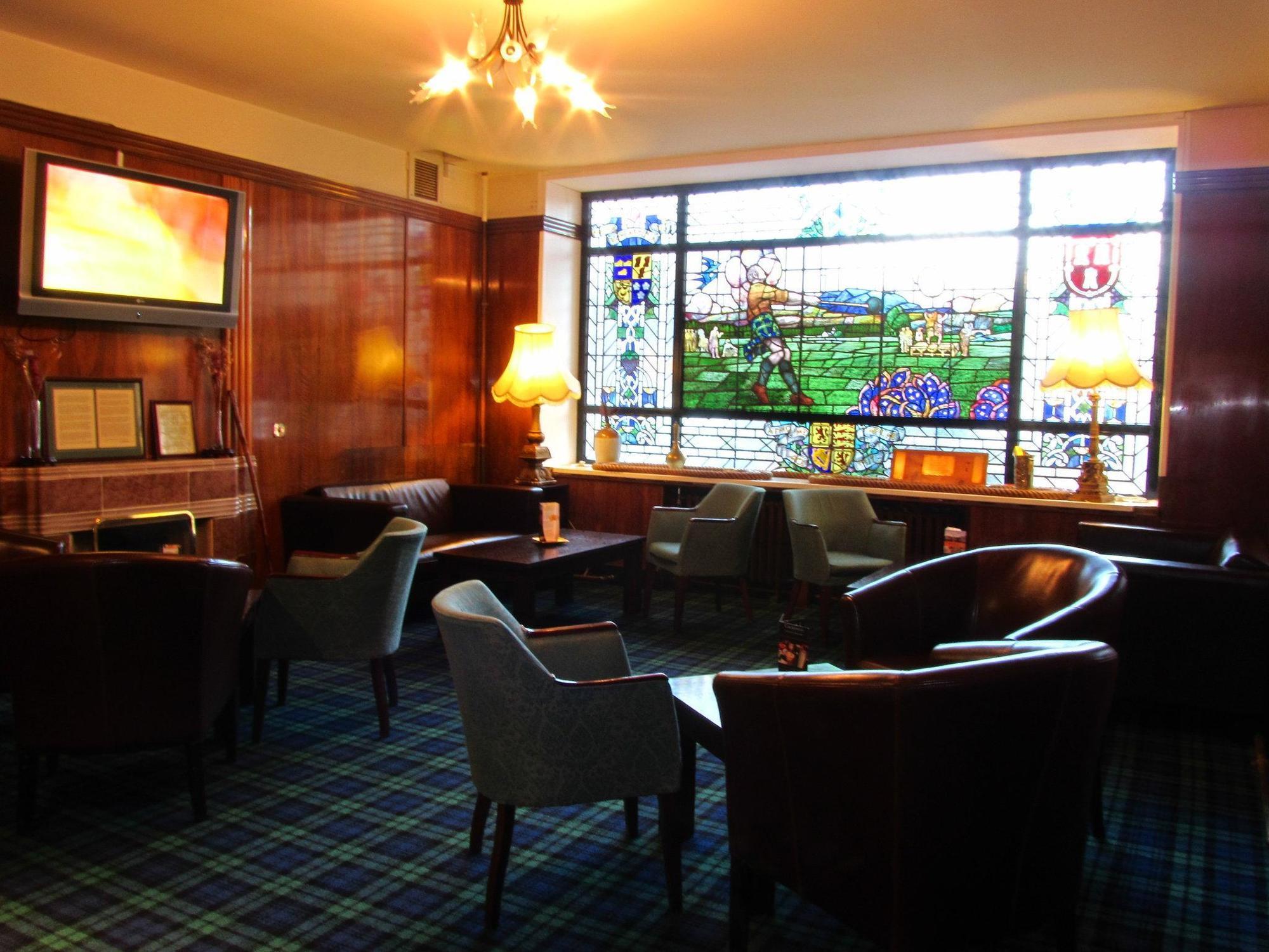 Huntly Arms Hotel 阿博因 外观 照片